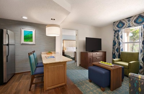 Villas Hotel | Homewood Suites by Hilton - Fort Myers