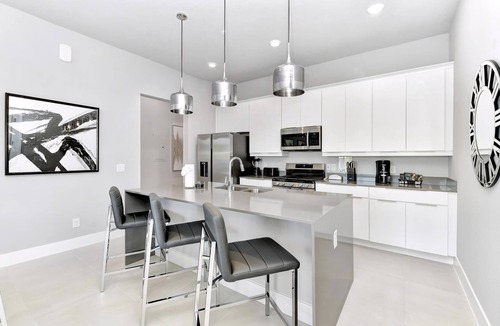 Reunion Hotel | Homey Condo Hideaway near Disney with Resort & Waterpark Access - B44-141