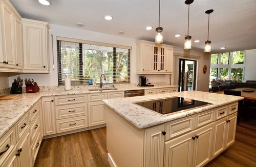 Homosassa House | Homosassa River Retreat with Pool, Dock, Fire Pit & Water Sports