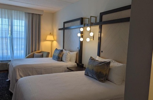 Southside Hotel | Hotel Indigo Jacksonville-Deerwood Park by IHG