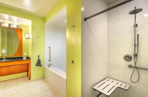 Southside Hotel | Hotel Indigo Jacksonville-Deerwood Park by IHG