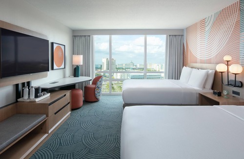 Florida Center Hotel | Hotel Landy Orlando Universal Blvd., a Tribute Portfolio Hotel