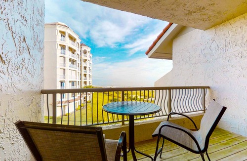 American Beach Apartment | Hotel Side Condo at Amelia Island Plantation with Balcony, WiFi & Shared Pool