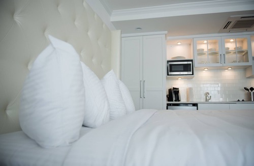 Avalon Resort | ICONA Avalon
