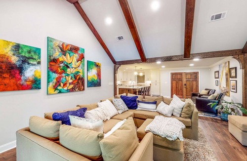 Columbus House | Idyllic Lakefront Home - Sprawling Deck & Dock