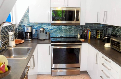 Fire Island Pines House | Immaculate Luxury Fire Island Pines Home, Gourmet Kitchen, Pool, Hot Tub Private