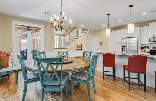 Seaside House | IN SEASIDE - STEPS TO POOL AND PRIVATE BEACH!