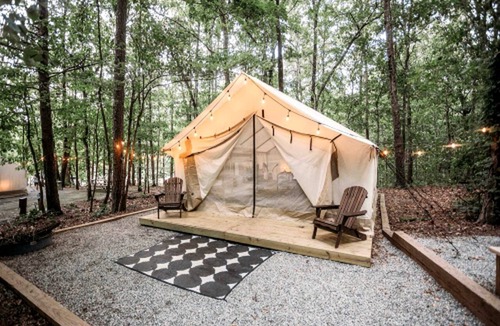 Osprey RV Rental | Incredible Tented Cabin with Stunning Forest Views in Sarasota, Florida