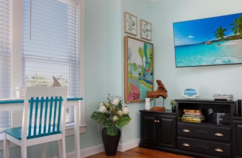 Indian Pass House | Indian Shores Cottage by Pristine Properties Vacation Rentals