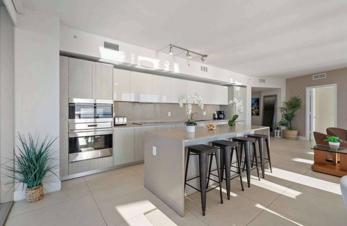 Hollywood South Central Beach Condo | Infinite Ocean Luxury Three Bedroom Paradise