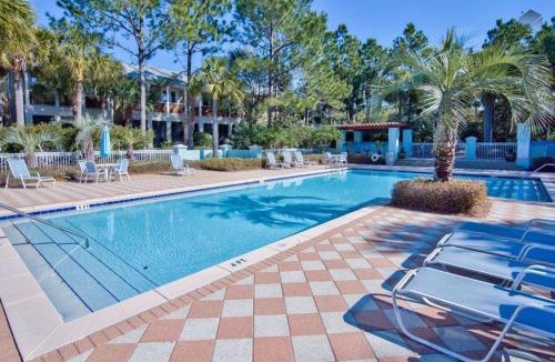 Gulf Place House | Inn at Gulf Place #311 - Sunshine in the Inn