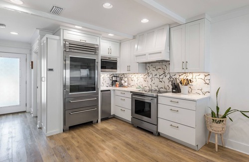 Seacrest House | Into The Mystic - Luxurious Beach Front Townhouse