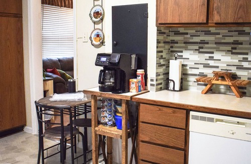 Manistee House | Introducing T&T's Cozy Farmhouse: Your perfect Getaway in Manistee!