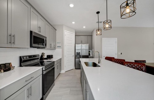 Reunion Apartment | Inviting Townhome Near Disney With Resort & Waterpark Access - 7833SD