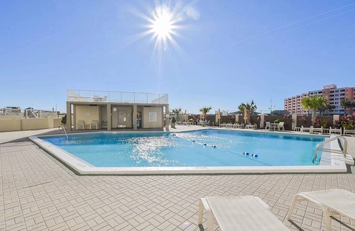 Holiday Isle Condo | IR 402 Is a Gorgeous Gulf Front 2 br/2bath w/washer & dryer