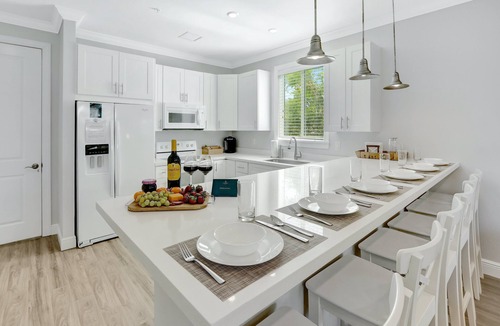 Islamorada Villa | Isla Key Acaí: Waterfront Boutique Resort, FREE Boat Dockage Sep-Oct Only!