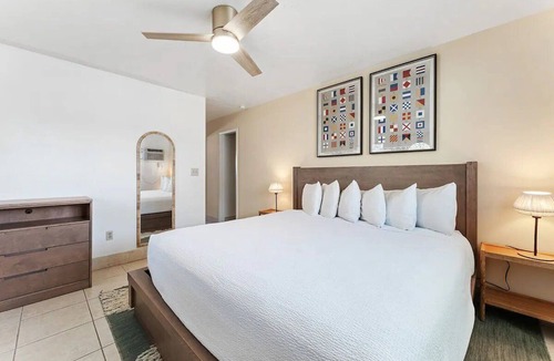 Little Torch Key Hotel | Island Getaway w/Pool, Beach Access, Kitchen & Dock Fishing