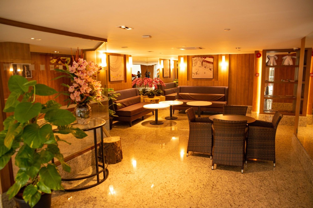 Central Beach House | Island Living, Within Walking Distance To Beach Restaurants Shops Parks Marina
