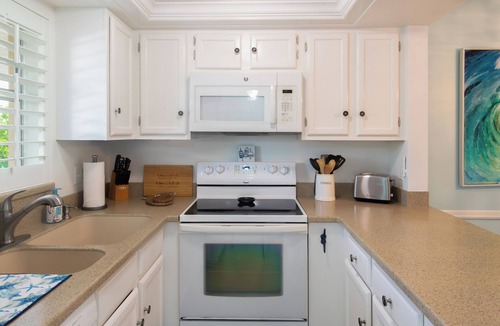 Marco Island House | ISLAND MANOR Unit K4- 2 BR/1 BA - NEWLY REMODELED