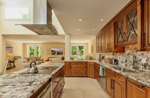 New Town House | *ISLAND OPULENCE @ MIDTOWN* Home & Pool + Last Key White Glove Service.