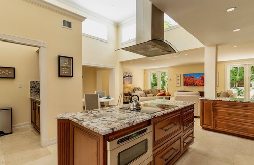New Town House | *ISLAND OPULENCE @ MIDTOWN* Home & Pool + Last Key White Glove Service.