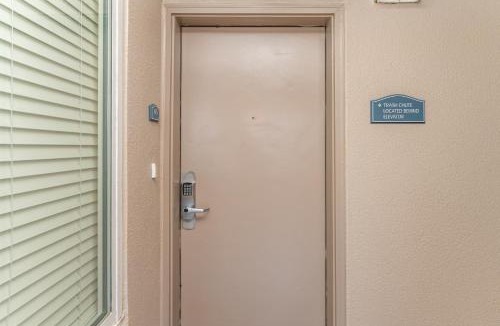Fort Walton Beach Apartment | Island Princess 615