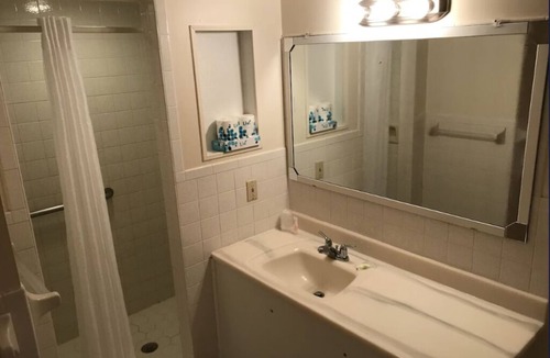 Little Torch Key Hotel | Island Retreat w/Private Patio & Marina Views | Breakfast Included