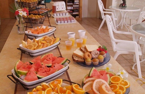 Little Torch Key Hotel | Island Retreat w/Private Patio & Marina Views | Breakfast Included