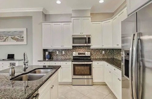 Naples Villa | Isles of Collier, Pickleball, Tennis, Pool, Hike