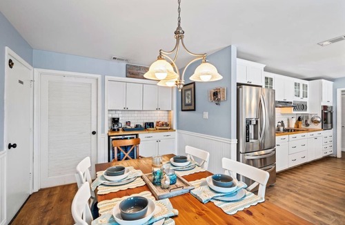 Delray Beach House | Its 5 O`clock Somewhere | Heated Pool & Firepit