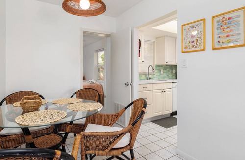 Nokomis Condo | Jetties Pointe Cottage #3 - 408 “Casey Key”
