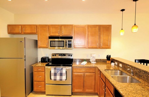 Madeira Beach Apartment | John's Pass Hotel