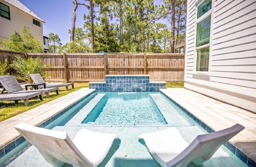 San Juan House | Juan Fine Day