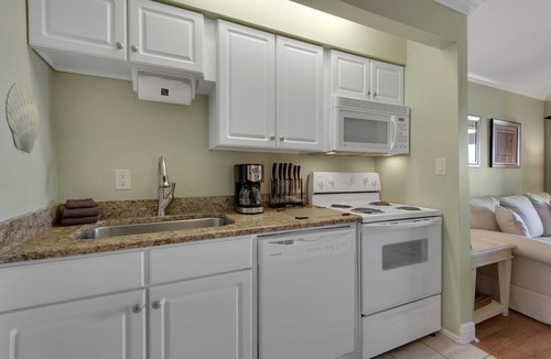 Navarre Beach Condo | "Julie's Jewel" - A Real Gem - Perfect for A Couple!
