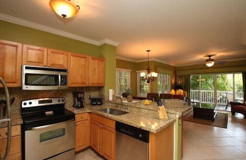 Marathon House | July Special 249 per night - 2 Bed 2.5 Bath Villa including 35’ Dock