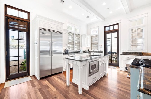 Rosemary Beach Cottage | July special: Madison Cottage, South of 30-A in Rosemary Beach. walk to Beach, Pool and Shoppes.