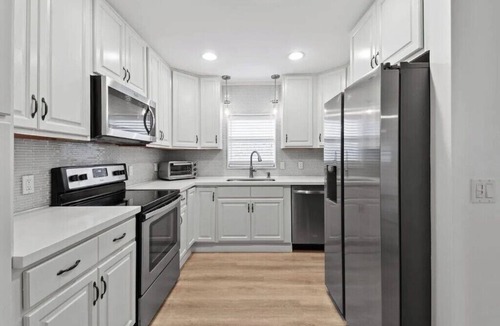 Juno Beach House | Juno Beach Access directly across street - 3bed/2.5bath house BEST LOCATION