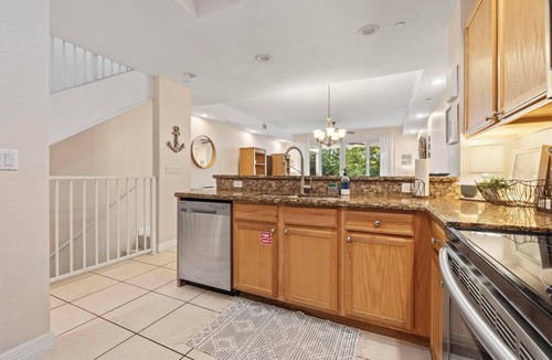 Rock Harbor House | Key Largo Summer Escape Large 4BR/4BA Home in Mariner's Club w best amenities