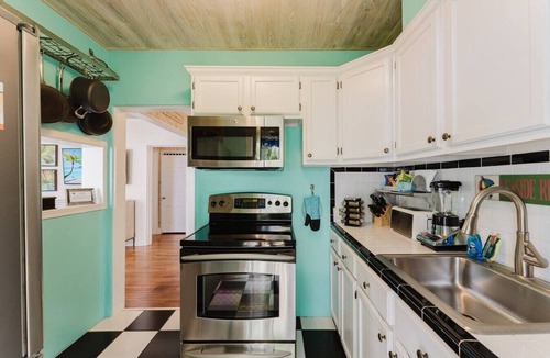 Grandview Heights House | Key West Cottage with Heated Pool