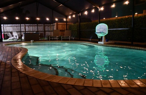 Bradenton House | Kids Won't Want to Leave! Pool Arcade Games