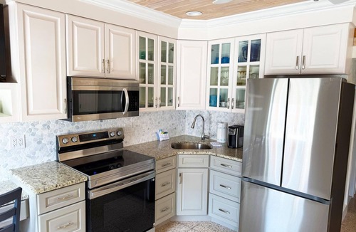 Golden Beach Apartment | King 1BR – Venice Villas on Golden Beach Sleeps 4