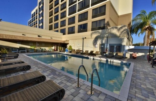 Orlando Apartment | King Room Near East Orange Park ORL