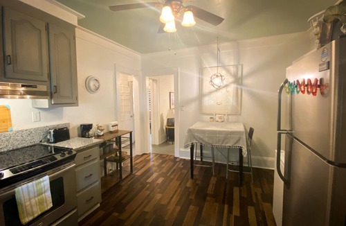 Macon Apartment | KnightPlace - The Irene - 1BD-1BA Apartment in Duplex - Near Mercer University