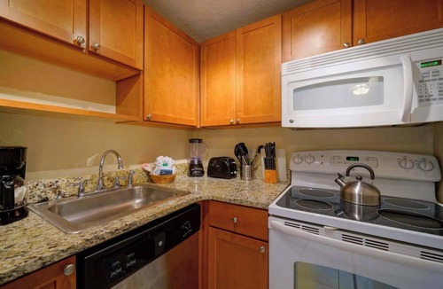 Pompano Beach House | La Costa Beach Club Resort - Studio Suite