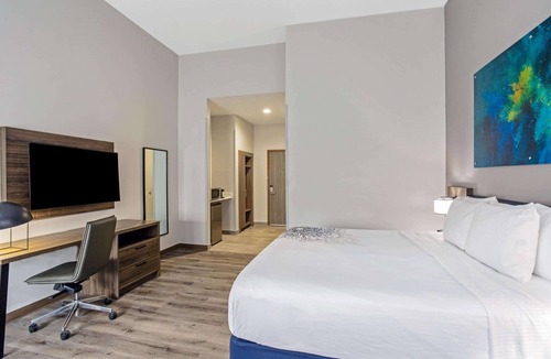 Miramar Beach Hotel | La Quinta Inn & Suites by Wyndham Miramar Beach-Destin