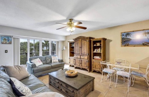 Rock Harbor House | Lagoon Front 3 Bedroom and Den, 4 Balcony, 3 Bathroom, 3 story Resort Townhouse