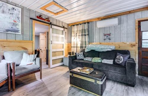 Gladwin House | Lake Access & Kayaks: Gladwin Cottage Near Golfing