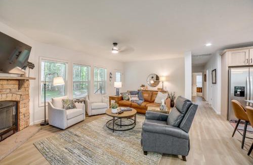 Canadian Lakes House | Lake Access, Pools & More: 1 Mi to The Highlands