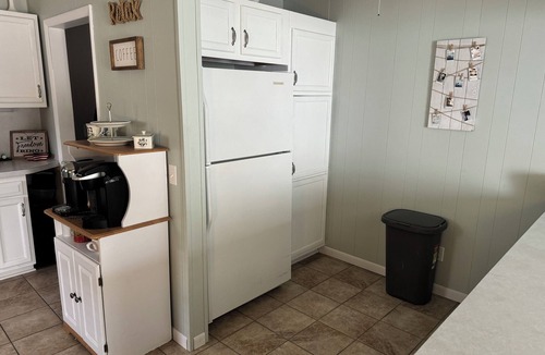 Mecosta House | Lake Front House on Tri-Lakes, championship golf, kayaks, paddle boards, pontoon
