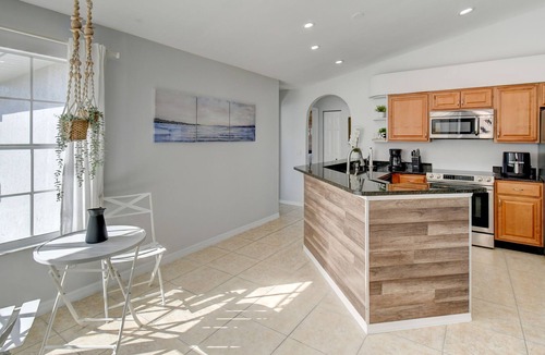 Port Saint Lucie House | Lake House